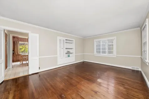 229 Country Club Road Chicago Heights IL 60411
