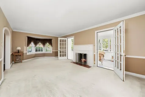 229 Country Club Road Chicago Heights IL 60411