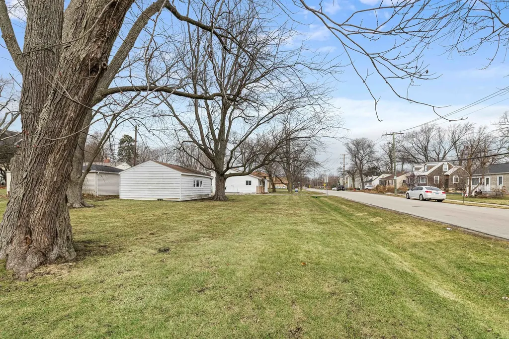 5130 Williams Street Downers Grove IL 60515