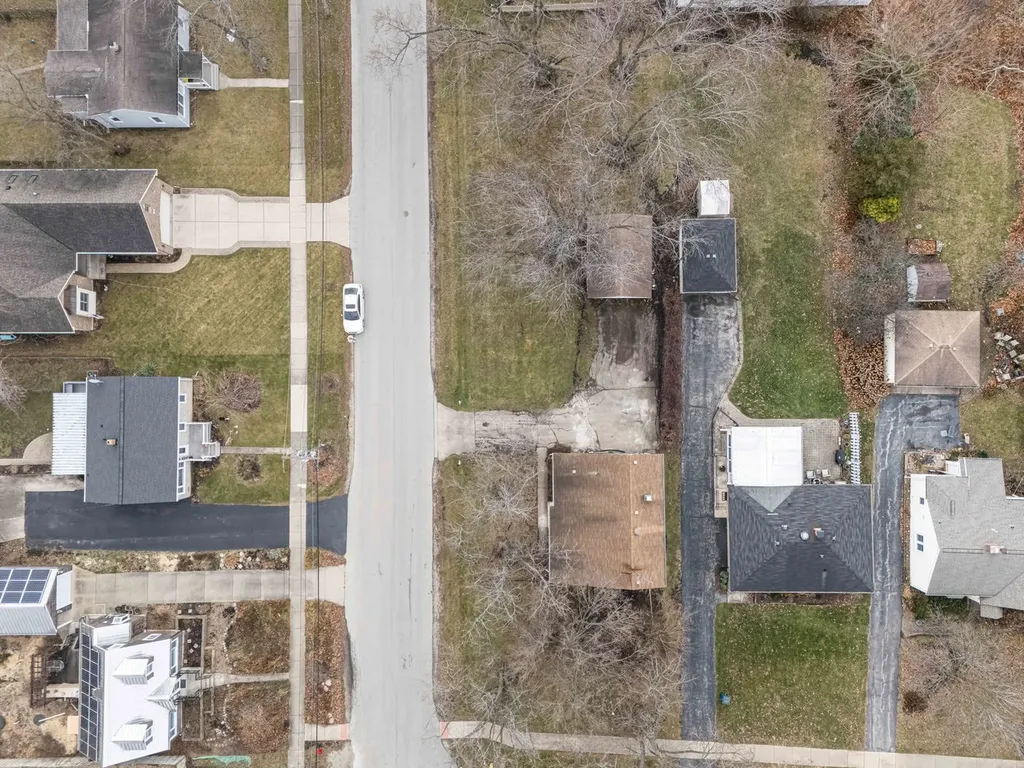 5130 Williams Street Downers Grove IL 60515