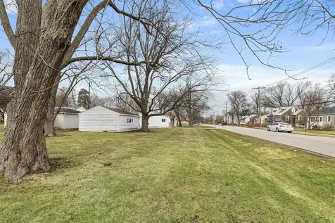 5130 Williams Street Downers Grove IL 60515