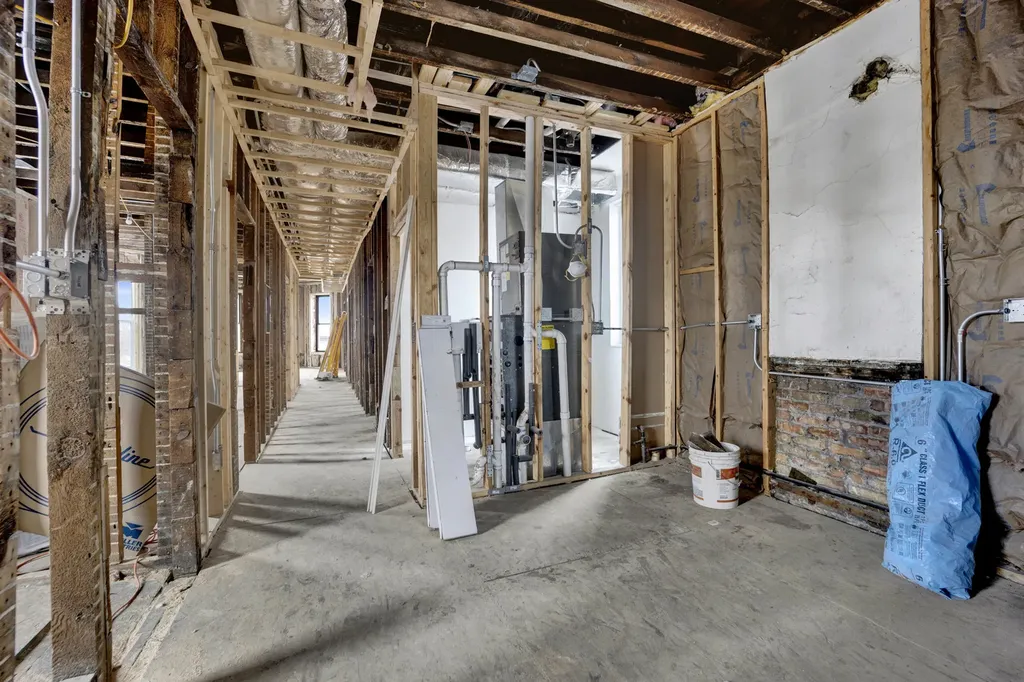 5813 South Wabash Avenue Chicago IL 60637