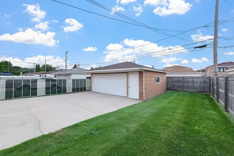 590 Exchange Avenue Calumet City IL 60409