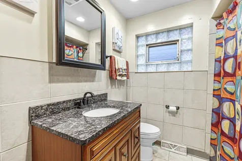 590 Exchange Avenue Calumet City IL 60409