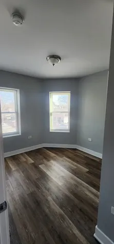 7556 South Kenwood Avenue Chicago IL 60619