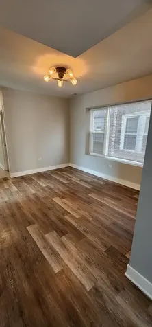 7556 South Kenwood Avenue Chicago IL 60619