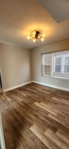7556 South Kenwood Avenue Chicago IL 60619