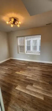 7556 South Kenwood Avenue Chicago IL 60619