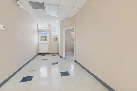 6514 West Higgins Avenue Chicago IL 60656