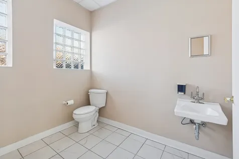 6514 West Higgins Avenue Chicago IL 60656