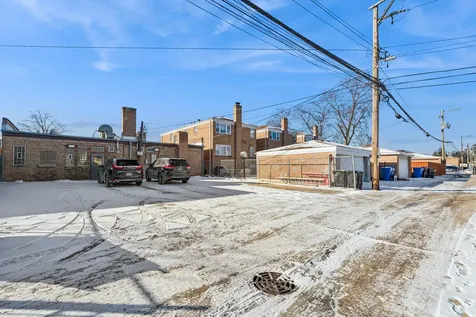 6514 West Higgins Avenue Chicago IL 60656