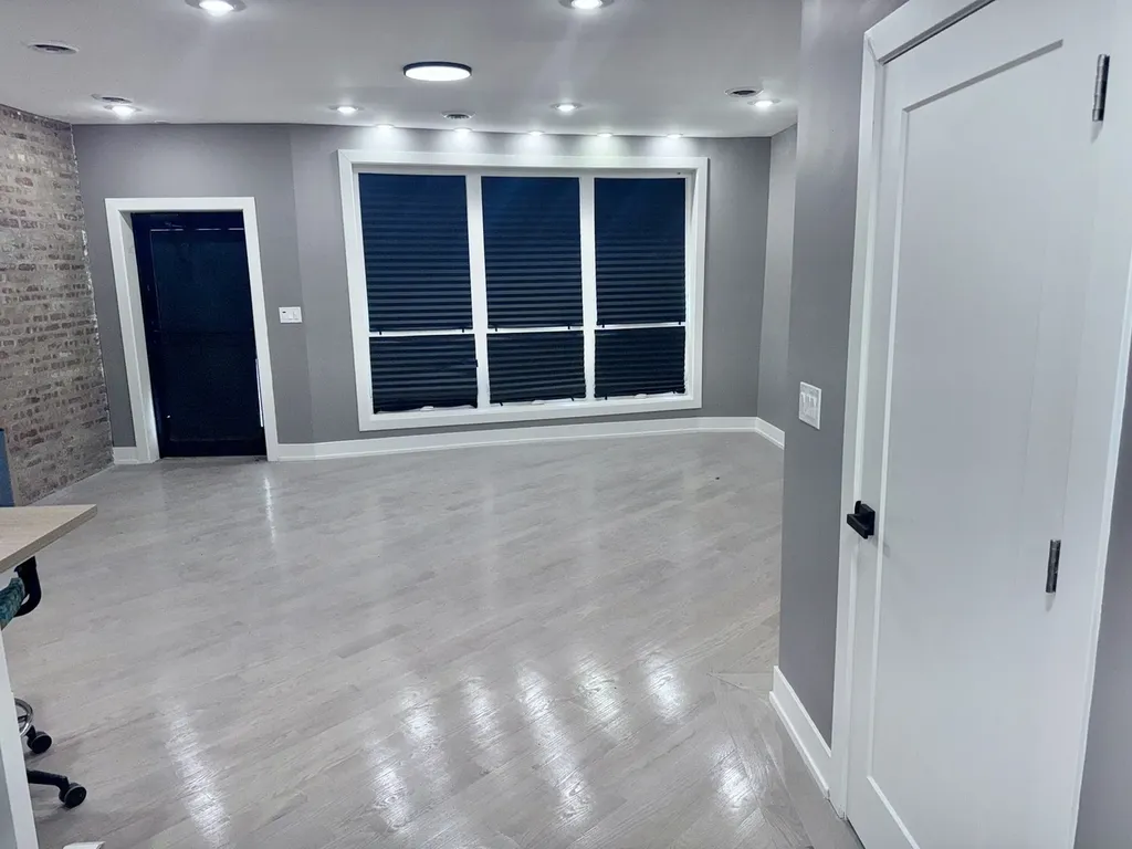250 East 115th Street Chicago IL 60628