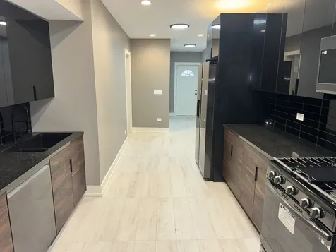 250 East 115th Street Chicago IL 60628