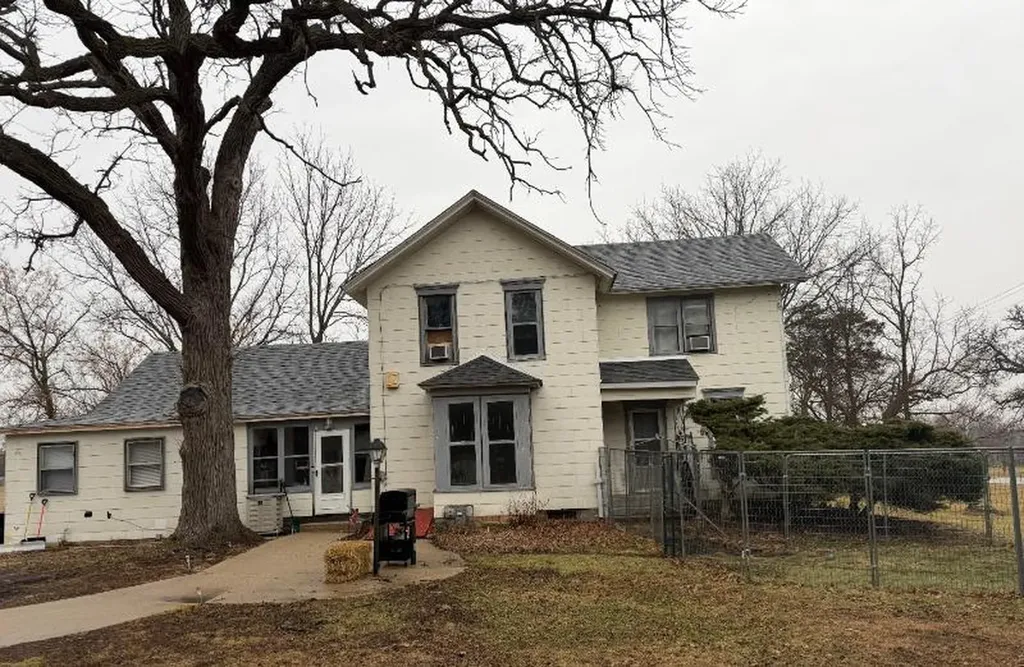 37390 North Dilley's Road Wadsworth IL 60083