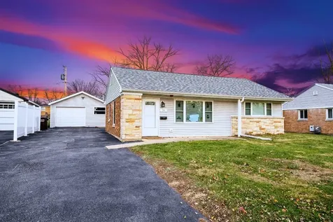74 Marquette Street Park Forest IL 60466