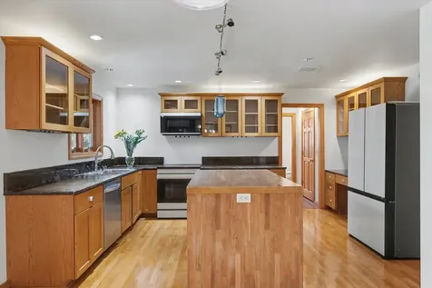 2404 North Nottingham Court Champaign IL 61821