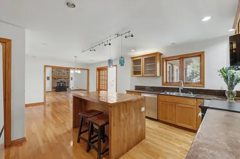 2404 North Nottingham Court Champaign IL 61821