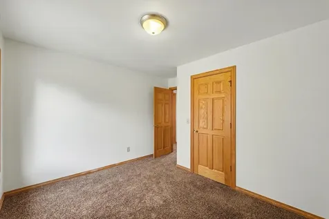 2404 North Nottingham Court Champaign IL 61821