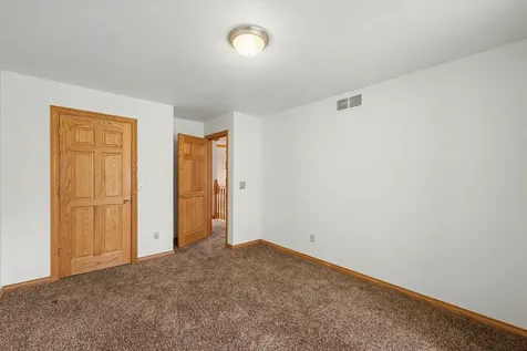 2404 North Nottingham Court Champaign IL 61821