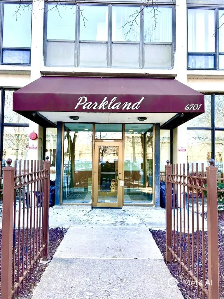 6701 South Crandon Avenue Chicago IL 60649