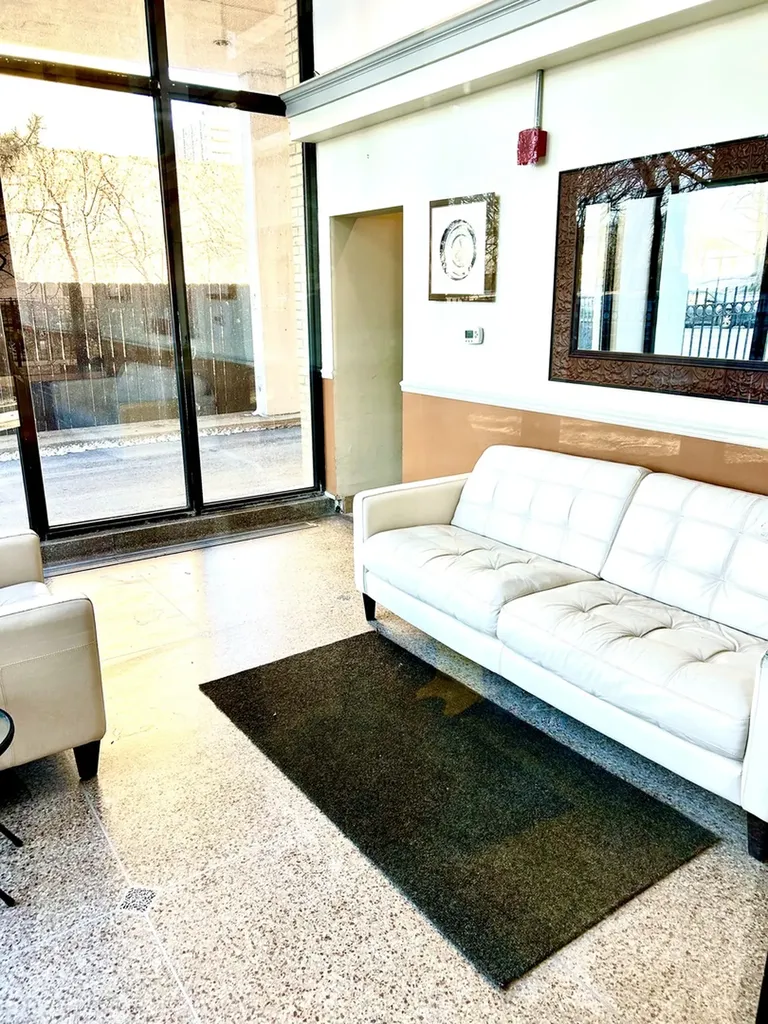 6701 South Crandon Avenue Chicago IL 60649