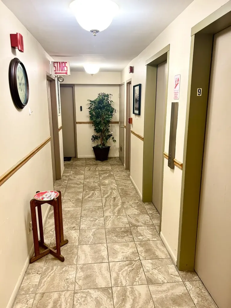 6701 South Crandon Avenue Chicago IL 60649