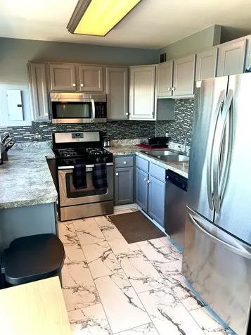 6701 South Crandon Avenue Chicago IL 60649