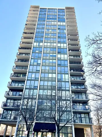 6701 South Crandon Avenue Chicago IL 60649