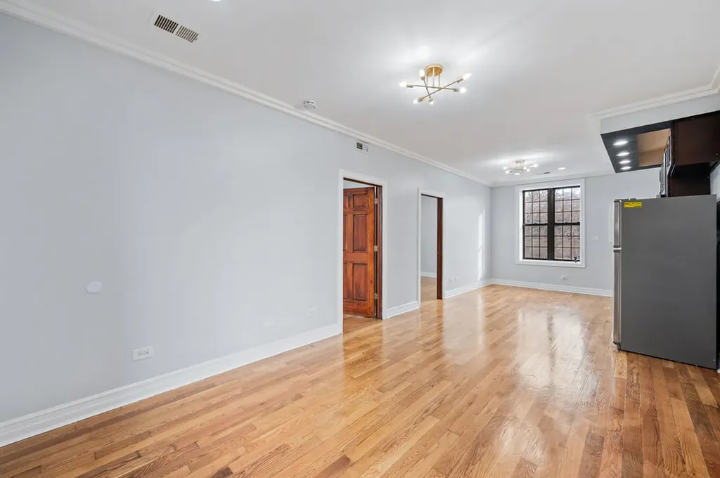3100 West 39th Place Chicago IL 60632