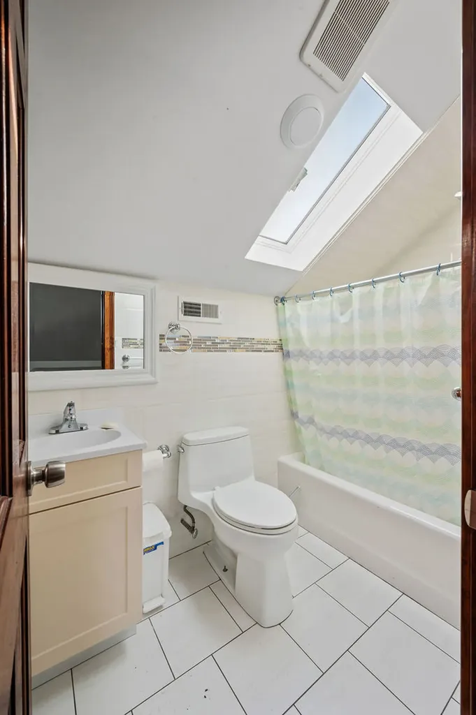 3100 West 39th Place Chicago IL 60632