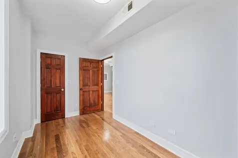 3100 West 39th Place Chicago IL 60632