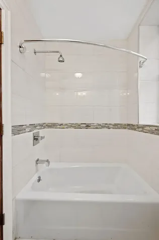 3100 West 39th Place Chicago IL 60632