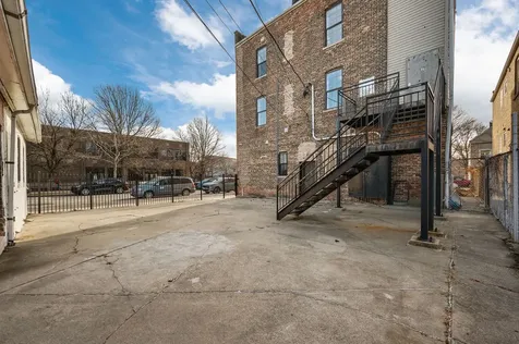 3100 West 39th Place Chicago IL 60632