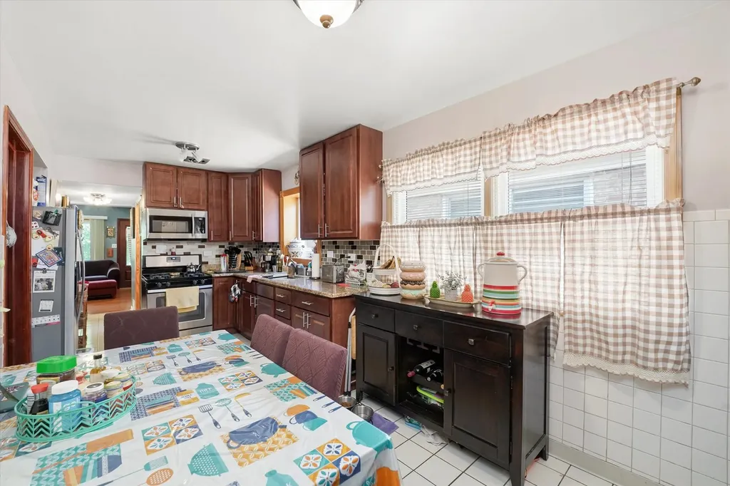 4551 West Foster Avenue Chicago IL 60630