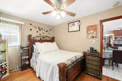 4551 West Foster Avenue Chicago IL 60630