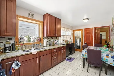 4551 West Foster Avenue Chicago IL 60630