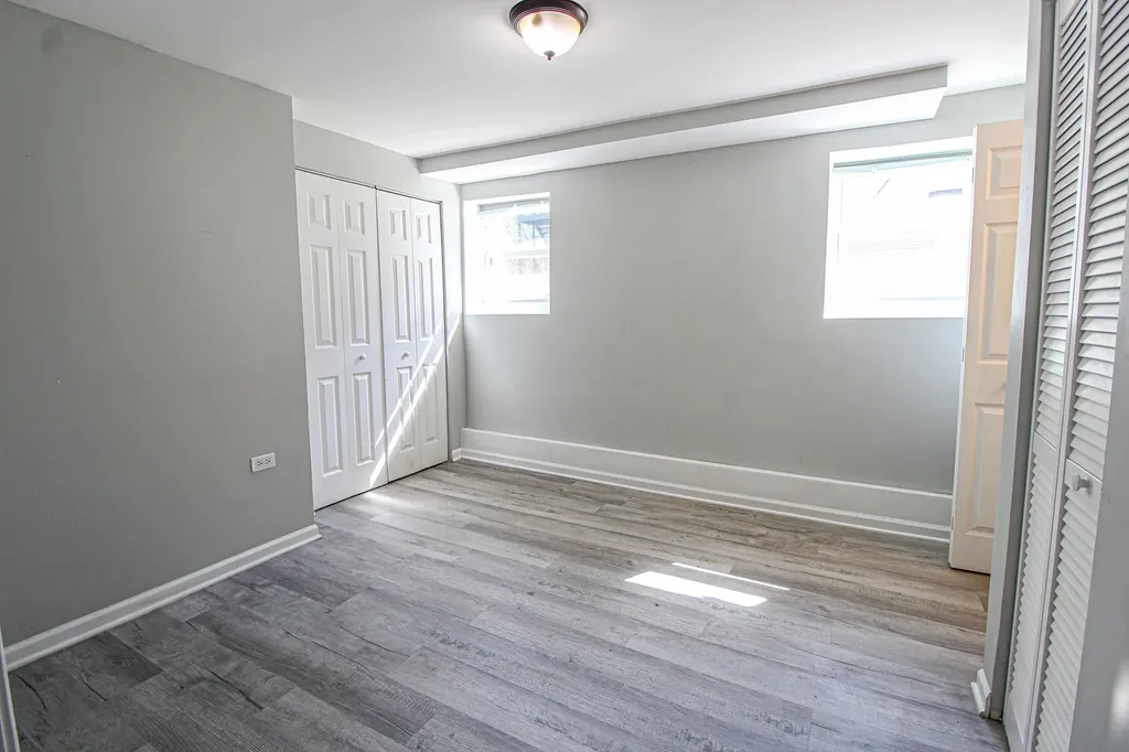 5169 South Michigan Avenue Chicago IL 60615