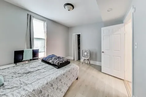 5169 South Michigan Avenue Chicago IL 60615