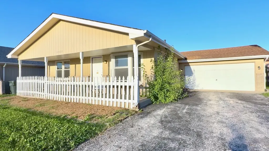 20137 Sequoia Avenue Lynwood IL 60411