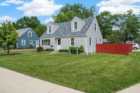 276 East Fullerton Avenue Northlake IL 60164