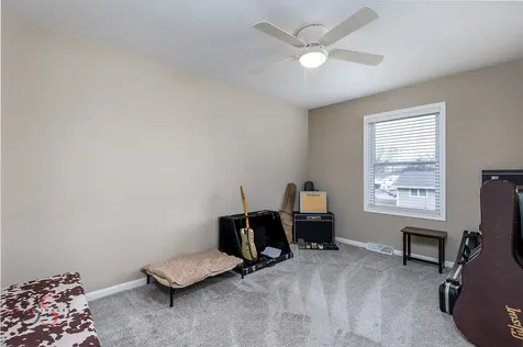 4 Maplewood Lane Ottawa IL 61350