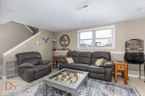4 Maplewood Lane Ottawa IL 61350