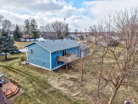 4 Maplewood Lane Ottawa IL 61350