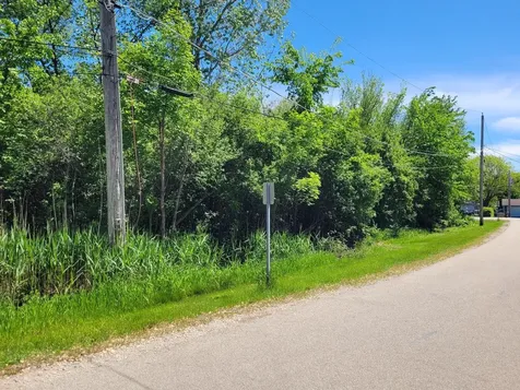 33211 North Island Avenue Grayslake IL 60030