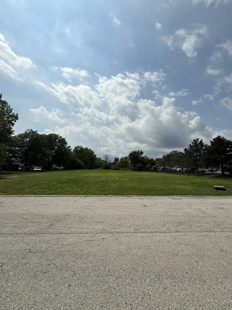 16230 South 107th Avenue Orland Park IL 60467