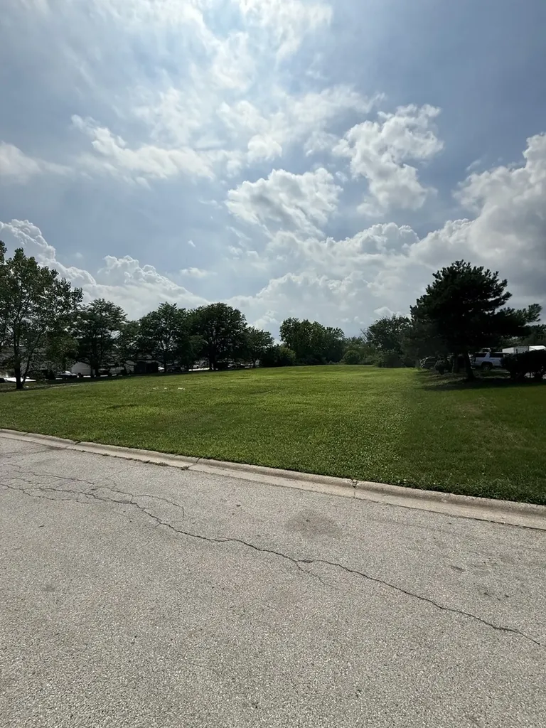 16230 South 107th Avenue Orland Park IL 60467