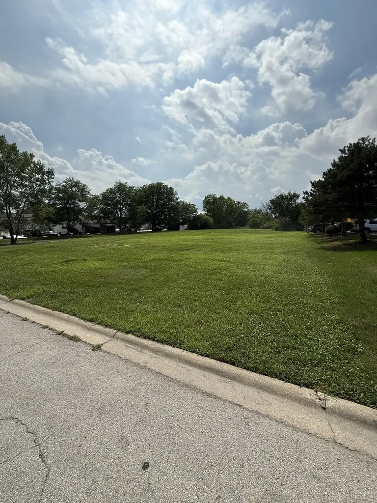 16230 South 107th Avenue Orland Park IL 60467