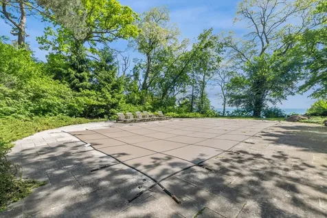 21 Lakewood Drive Glencoe IL 60022
