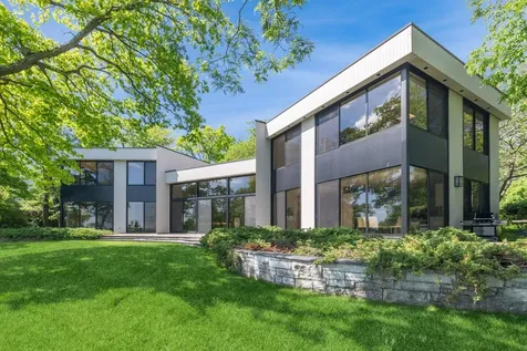 21 Lakewood Drive Glencoe IL 60022