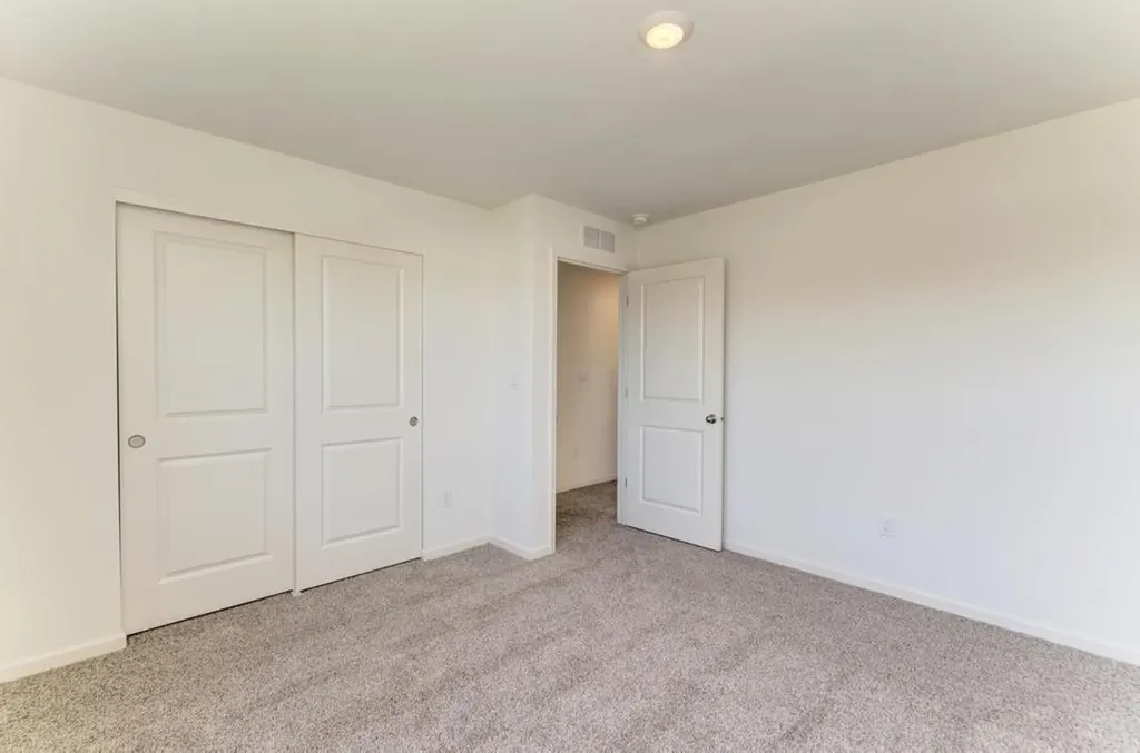 1870 Canyon Creek Drive Aurora IL 60503